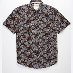 VSTR Premium Skulldana Halloween Button‎ Down S/S Shirt Size Medium